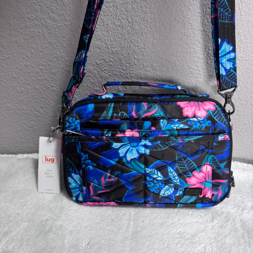 LUG Resort Black Scoop crossbody NEW with Tagsπππ€ - Picture 2 of 14
